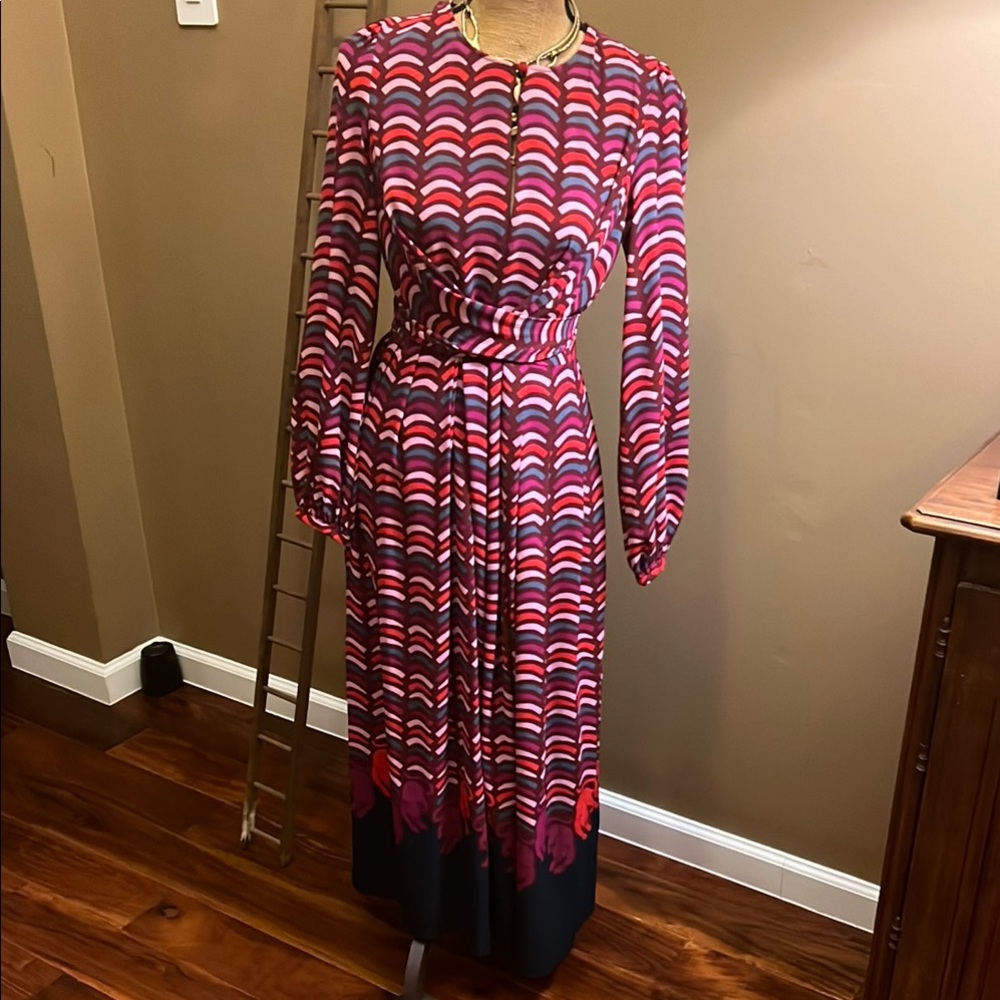 Elegant Red and Pink Patterned Maxi Dress